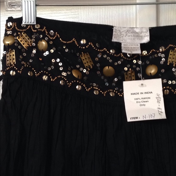 FINAL MARKDOWN Women's Raiment Fashions Beaded & Sequin skirt sml - Picture 3 of 4